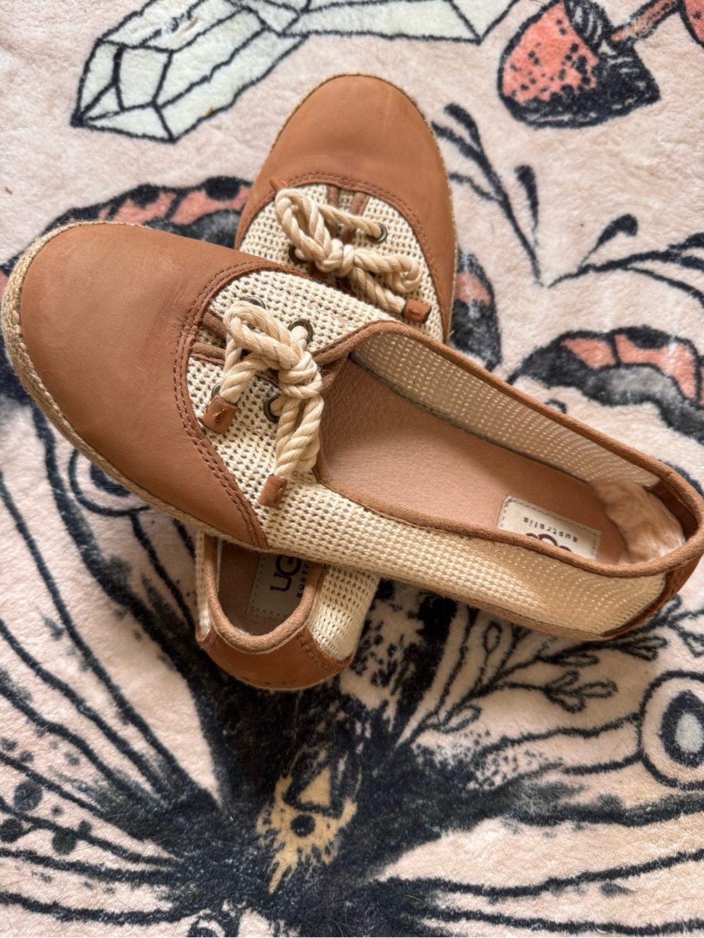 UGG Women's Tan and Cream Rope-Detail Slip-On Flats - Picture 3 of 3
